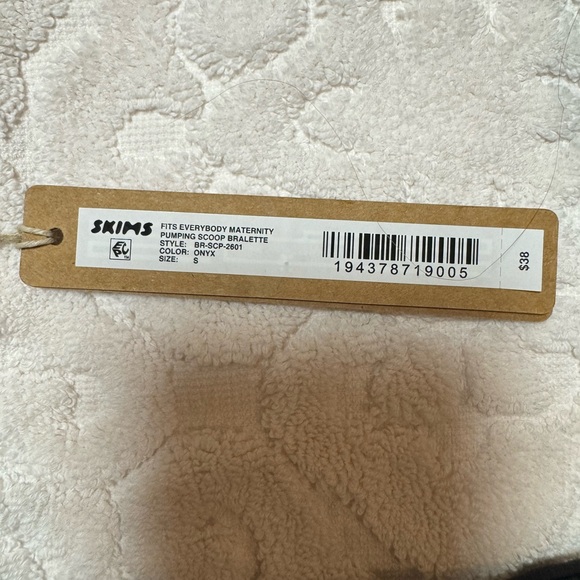 NWT Skims Fits Everybody Maternity Pumping Scoop Bralette Onyx S - Picture 8 of 8